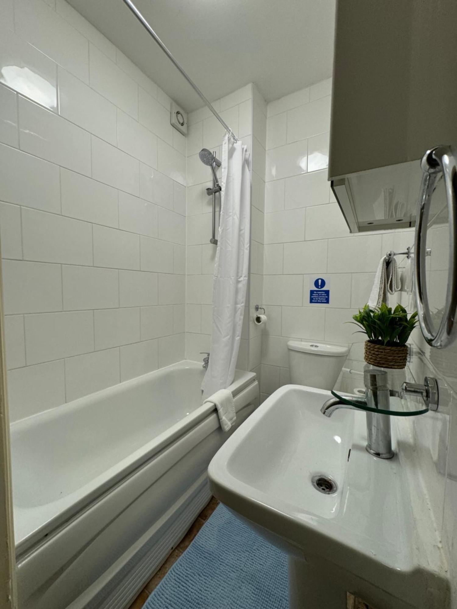 Lovely Flat In Camden Town London Bagian luar foto